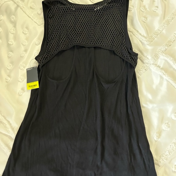 NWT Xersion Ribbed Active Tank with Back Mesh Panel - Picture 2 of 5